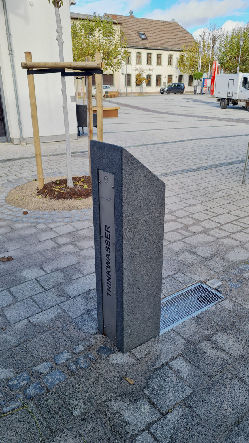 Trinkwasserbrunnen auf dem Marktplatz in Betrieb genommen